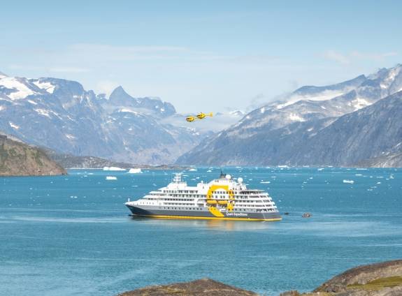 Greenland Explorer: Sail and Soar the Alpine